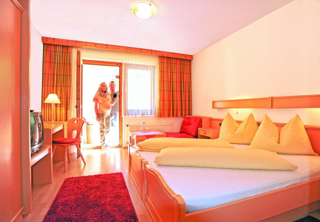Hotel Loffele Вайсбриах Номер фото